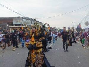 Suren Nusantara Karnaval Ledokombo Meriah, 800 Peserta Ikuti Pawai Peringati HUT ke-81 RI